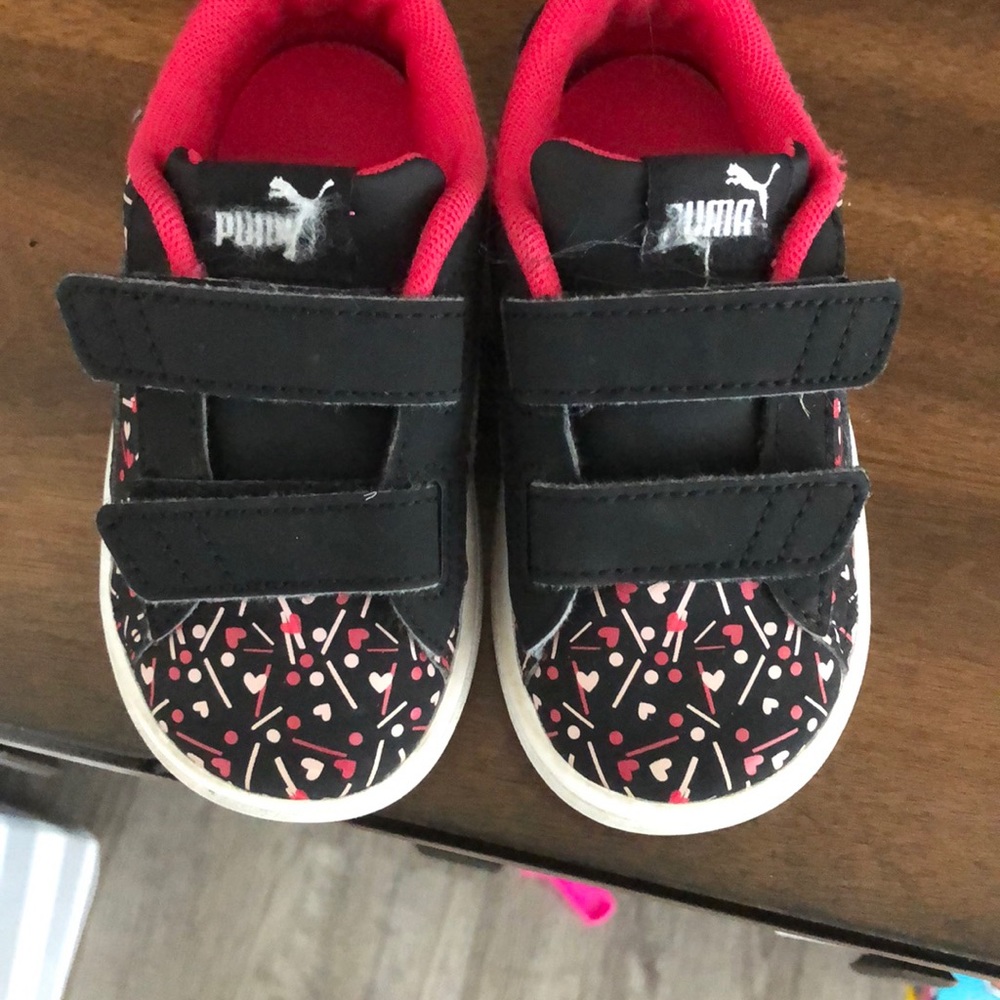 Girls Puma with fun heart sprinkle pattern